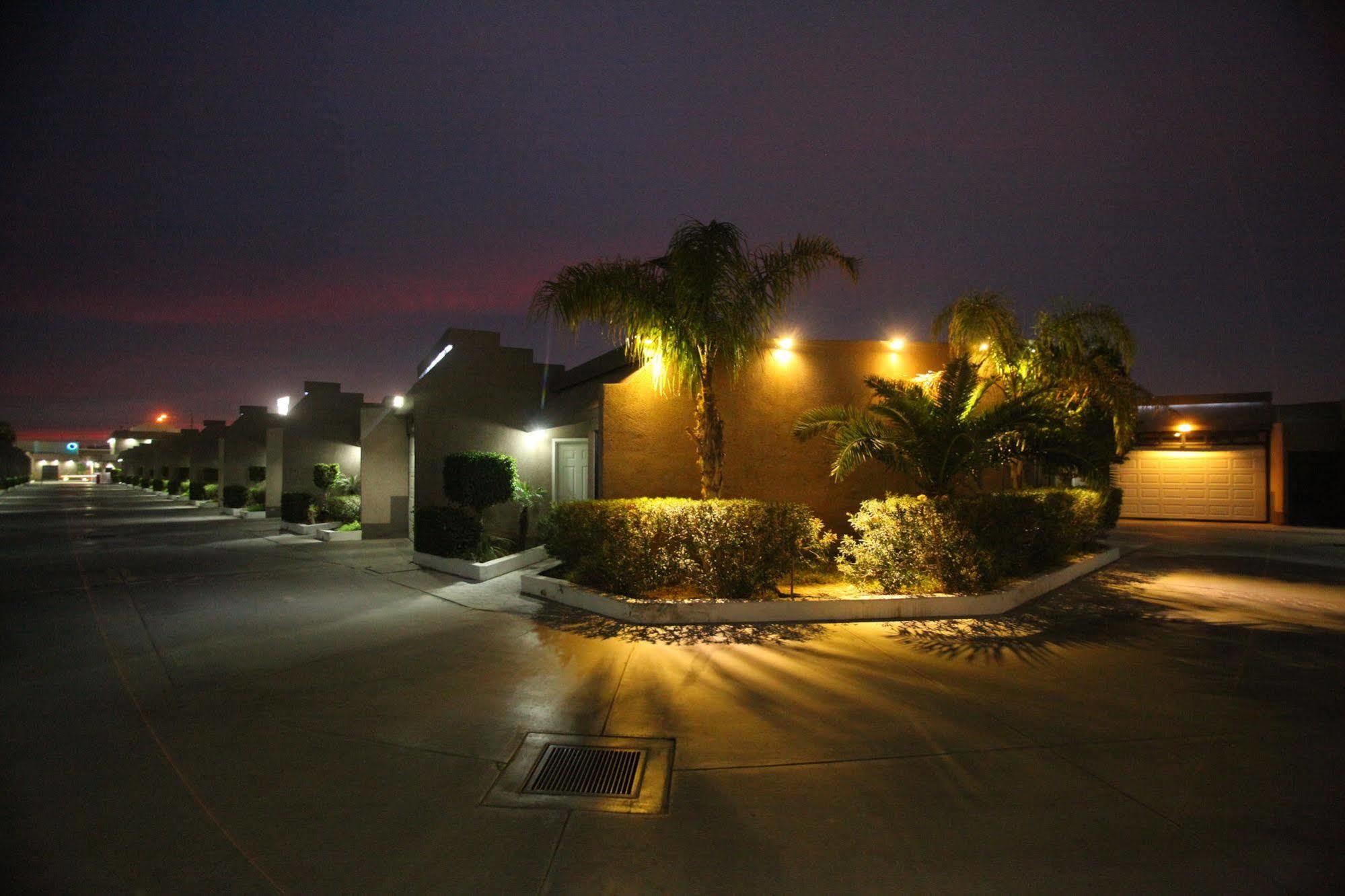 Motel Mediterraneo Mexicali Exteriér fotografie